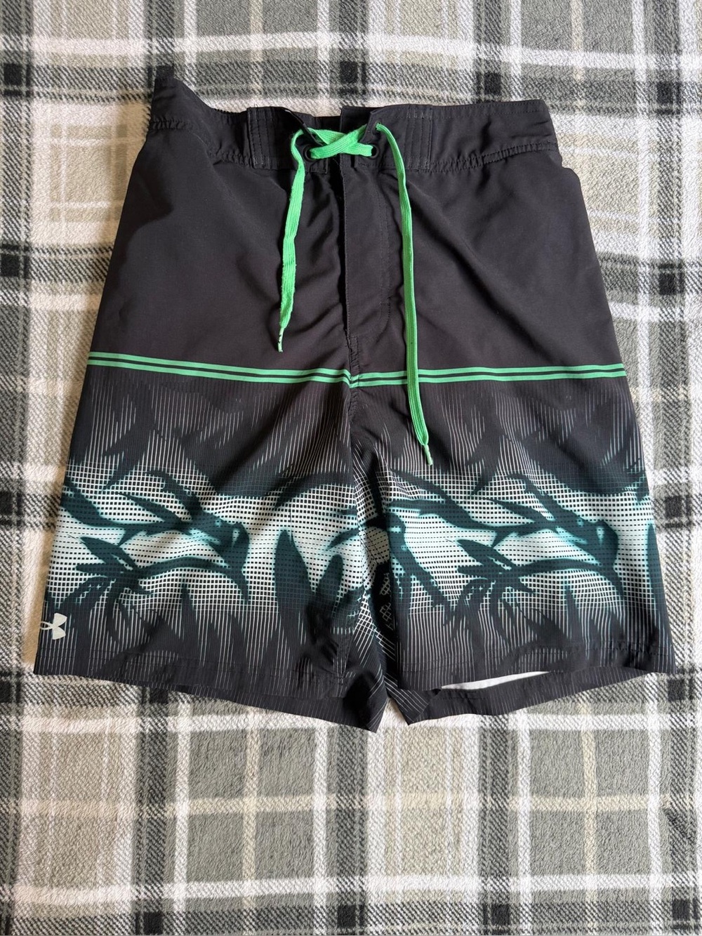 Under Armour Board Shorts Swim Trunks Black Green Palm Men’s M